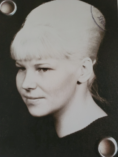 BECKMANN, Ingrid