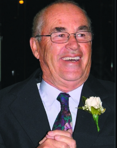 KENNEDY, Robert Edmund "Bob"