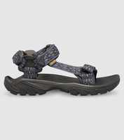 The Teva Terra FI 5 Universal is a robust hiking sandal, designed to take you on any journey, no matter...