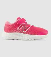The New Balance 520v8 is designed for all day comfort for your little one to run around freely! Super...