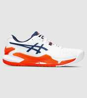 Take control of your game in the Asics Gel-Resolution 9. Featuring extended DYNAWALL technology in the...