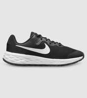 The Nike Revolution 6 is crafted in a supportive, easy-wear design to keep little feet comfortable...
