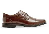 Both classic and professional, the Rockport Taylor Cap Oxford is a modern essential. Featuring a...