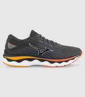 Feel like you're running on air with the new Mizuno Wave Sky 6. This premium neutral shoe provides a...