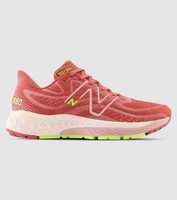 Push yourself harder and faster than ever before with the New Balance Fresh Foam 880 V13. Blending the...