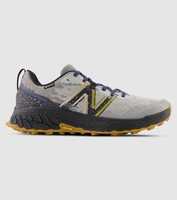 Get unmatched comfort and protection on the trails with the New Balance Fresh Foam Hierro V7 Gore-Tex.