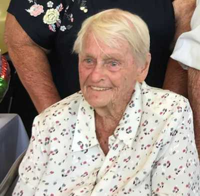 HASTIE, Betty / Nan