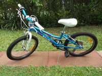 Purchased new in July 2020 for small 10 year old who needed a geared bike but was too small for an...