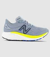 Make the New Balance 860 V13 their go-to shoe for diverse fitness requirements. Built on a sturdy...