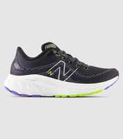 Make the New Balance 860 V13 their go-to shoe for diverse fitness requirements. Built on a sturdy...