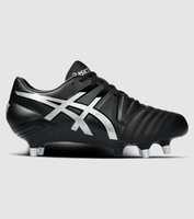 Get a firm grip on the field as you take on the opposition with the Asics Gel-Lethal Tight Five high...