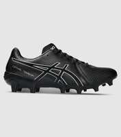 For footballers of all levels, the Asics Lethal Tigreor is designed for ultimate comfort underfoot...