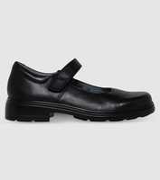 The Clarks Infinity Kids Black (G) is a traditional and durable black leather school shoe from...