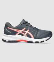 Kid's can take their winning strike in the Asics Gel-550TR. This court-based performance shoe is...