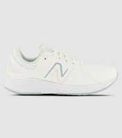 Both comfortable in design and durable for the playground, the New Balance 76T are the perfect addition...