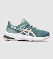 Support and stability for growing feet, the Asics GT-1000 12 PS is here to provide your child with...