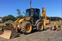 Approximately 14,000hrs, includes 300mm &amp; 600mm digging buckets &amp; 1,800mm cleaning bucket.