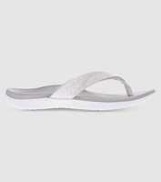 This women's everyday thong is soft and comfortable with a fabric toe post to prevent rubbing at the...