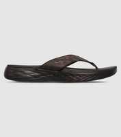 The men's On-the-Go sandal incorporates a leather-look fabric upper for a sporty yet casual 3 point...