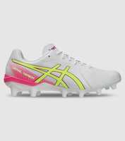 For footballers of all levels, the Asics Lethal Tigreor is designed for ultimate comfort underfoot...