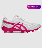 Stay agile in the Asics Lethal Flash IT FF 3. This comfortable and lightweight firm ground football...