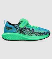 Asics' flagship triathlon shoe, back and better than ever. The Asics Gel-Noosa Tri 16 offers energy in...