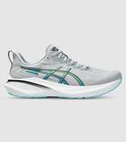 Experience lightweight stability with every step in the Asics Gt-2000 13. The Asics GT-2000 13 is a...