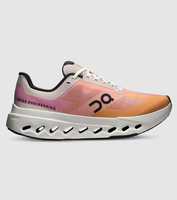 Launch yourself into running with the ON Cloud surfer Next. Designed to provide an effortless everyday...