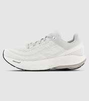 Run your way in the New Balance Fresh Foam X 860 v14. Designed for runners seeking a daily trainer that...