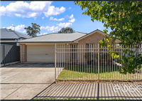 Modern home with solar panels to reduce your electricity costs.  New carpets in 3 bedrooms with built...