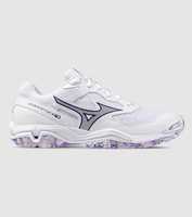 The new Mizuno Wave Phantom 3 Netball offers responsive cushioning and strong stability for all levels...