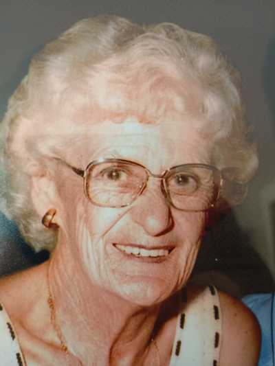 MCINTOSH, Phyllis