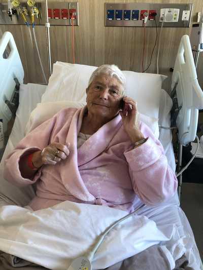 MUSTEY(SEACH), Leslee Joy