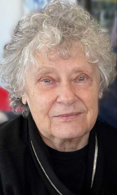 KAPETANOS, Paraskevi