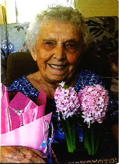 LAVARACK, Daphne  Lillian