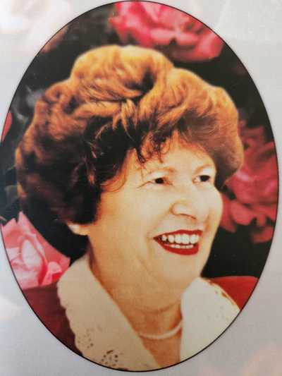 BURDETT, Daphne Elizabeth