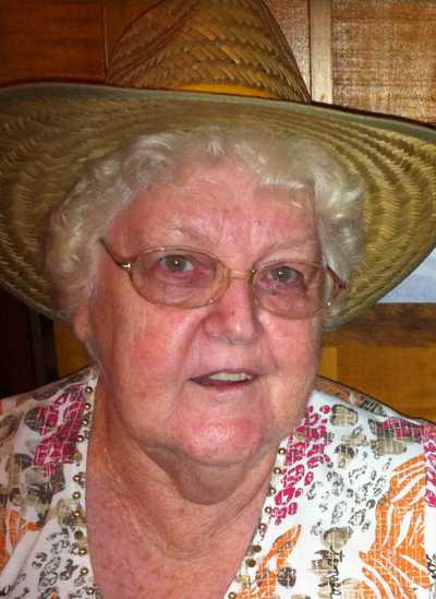 REISENER (NEE HOLT), Winifred Maisie "Wyn"