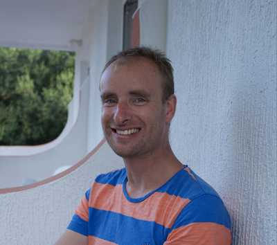 BRETT, Damian McKinnon