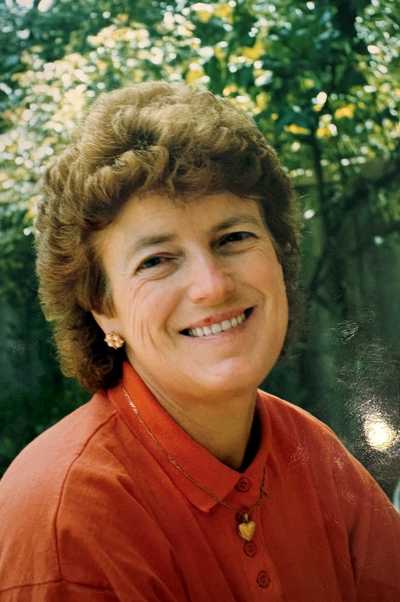 OSCHMANNS, Beverley June