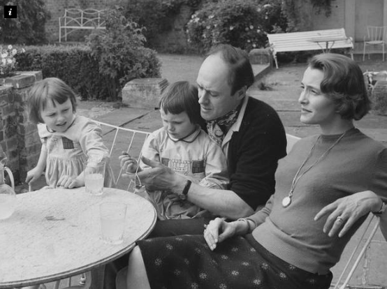 Roald Dahl with his wife, American actress Patricia Neal