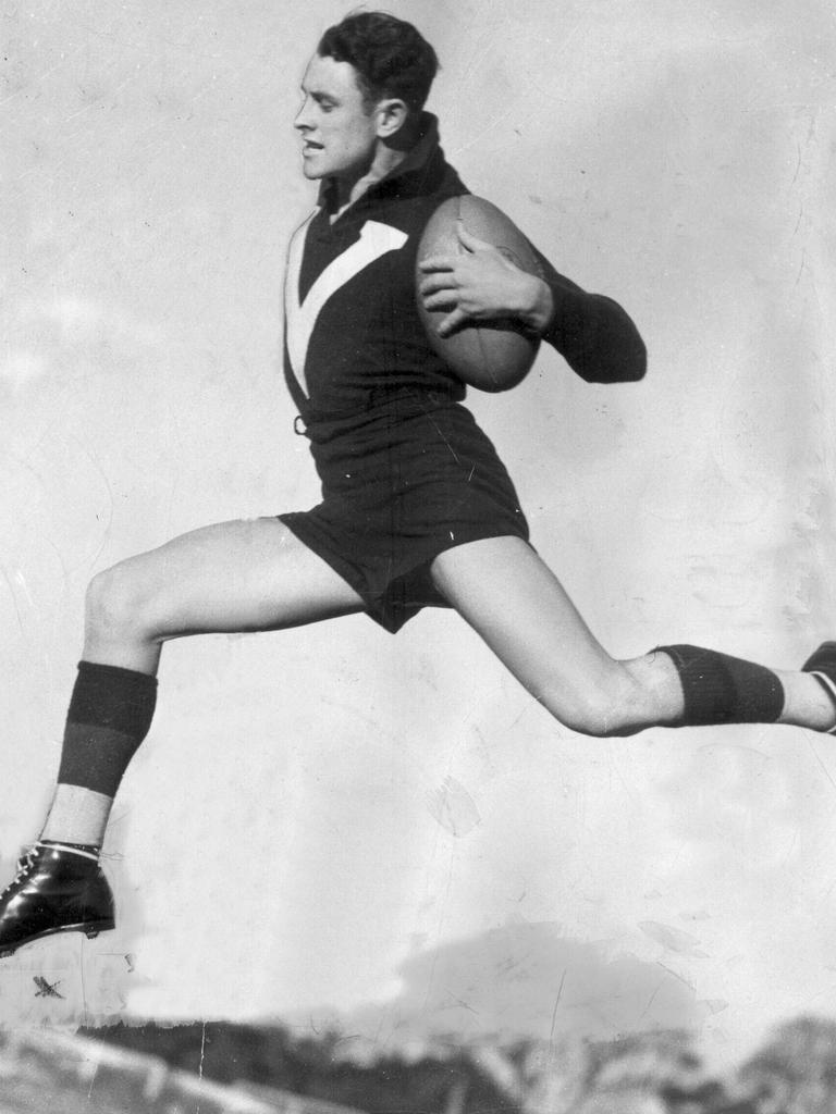 Is it time for Fitzroy to make the great Haydn Bunton a life member?