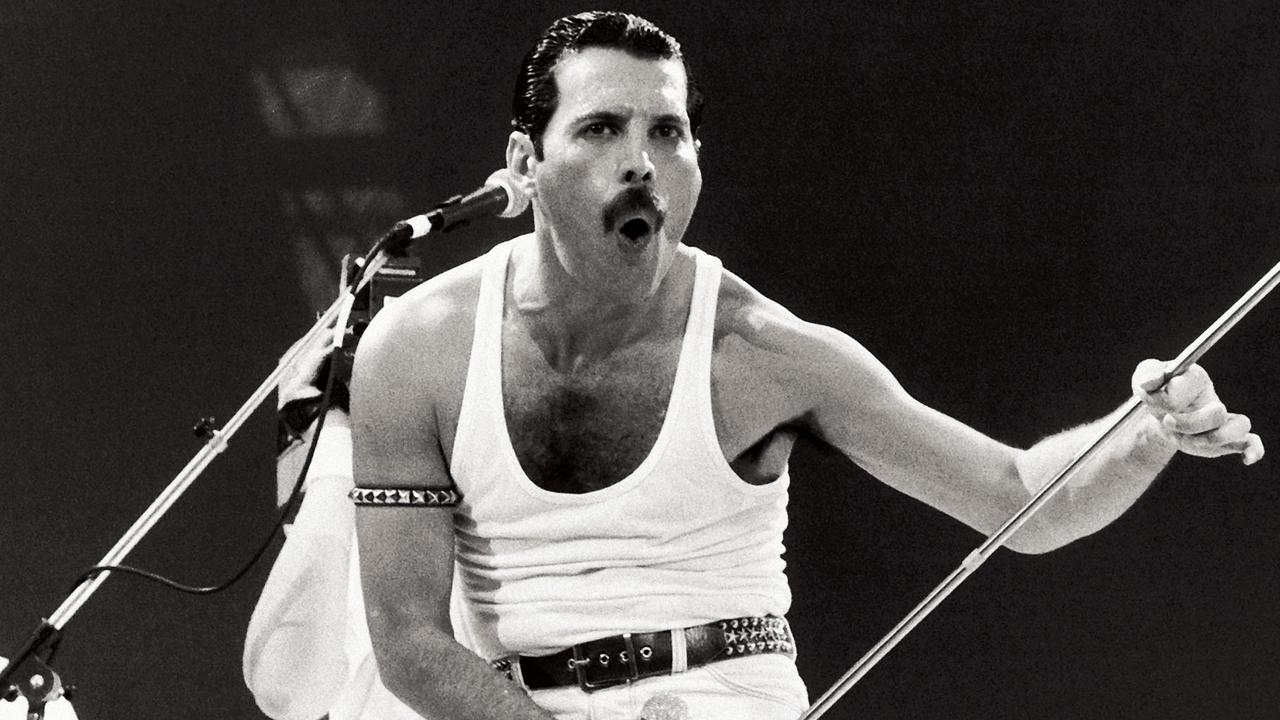 Mercury performed as the frontman of Queen.