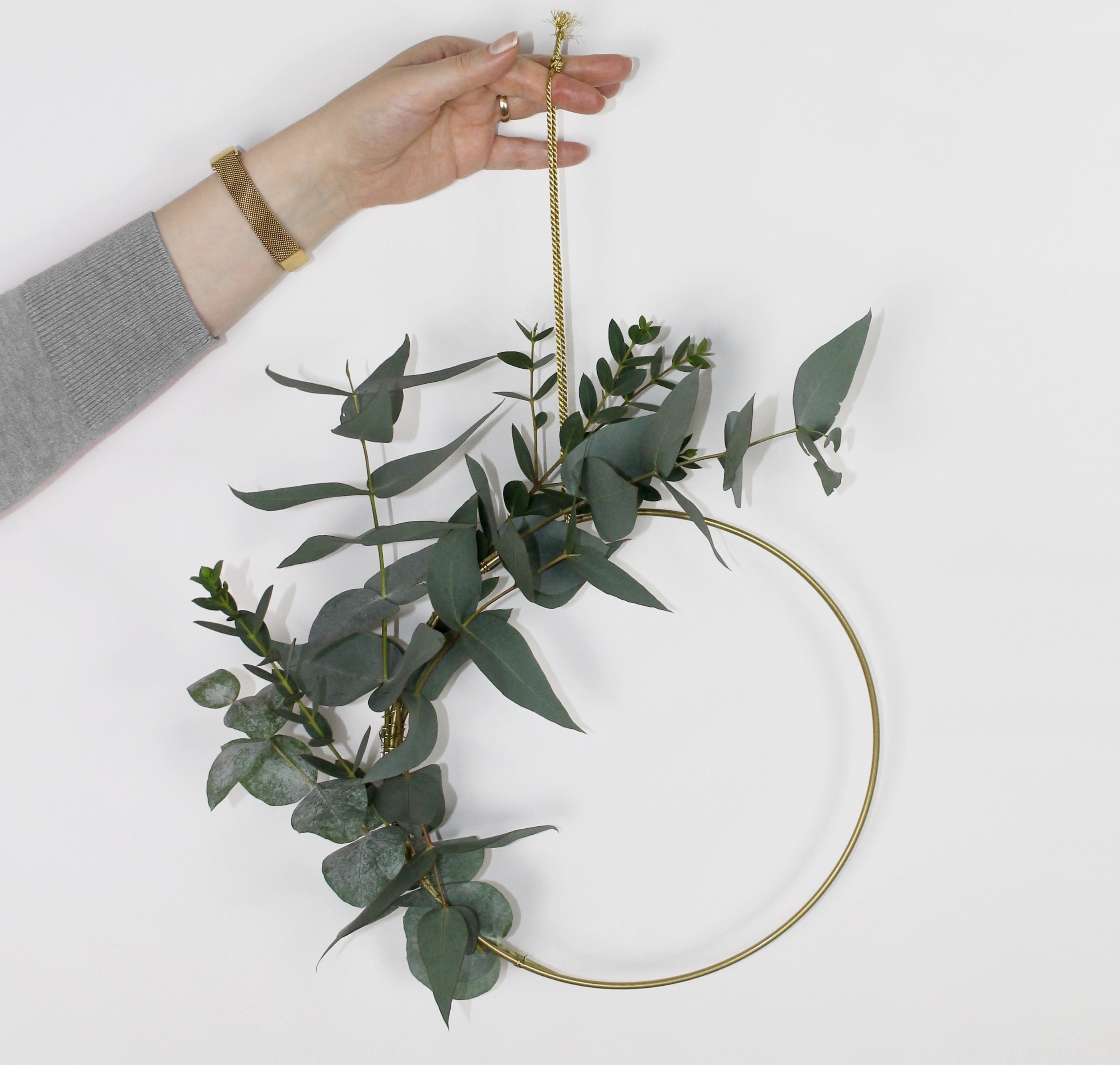 Use some eucalyptus to create a sophisticated Christmas wreath!