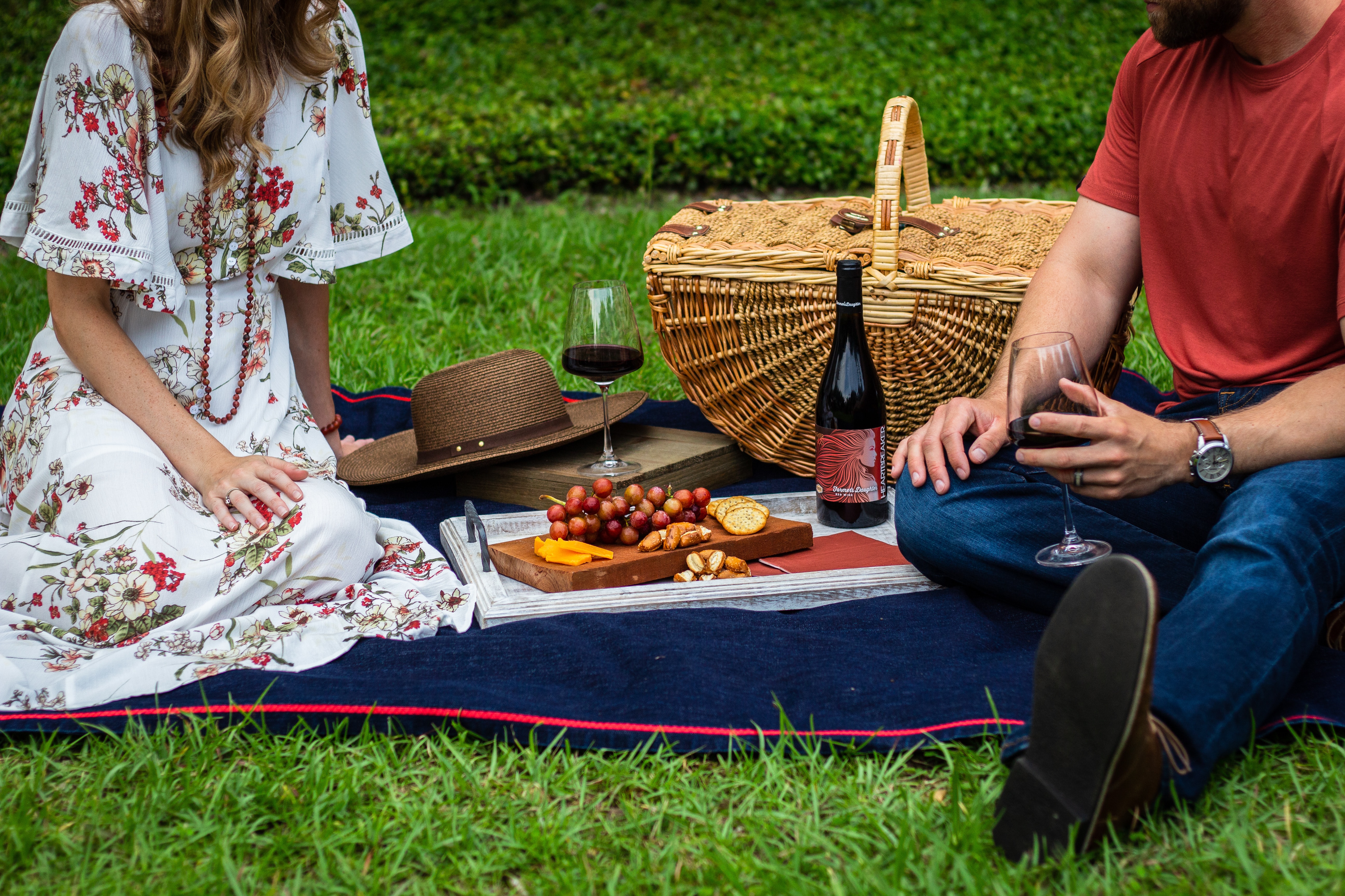 A picnic is a beautiful way to treat your Valentine!
