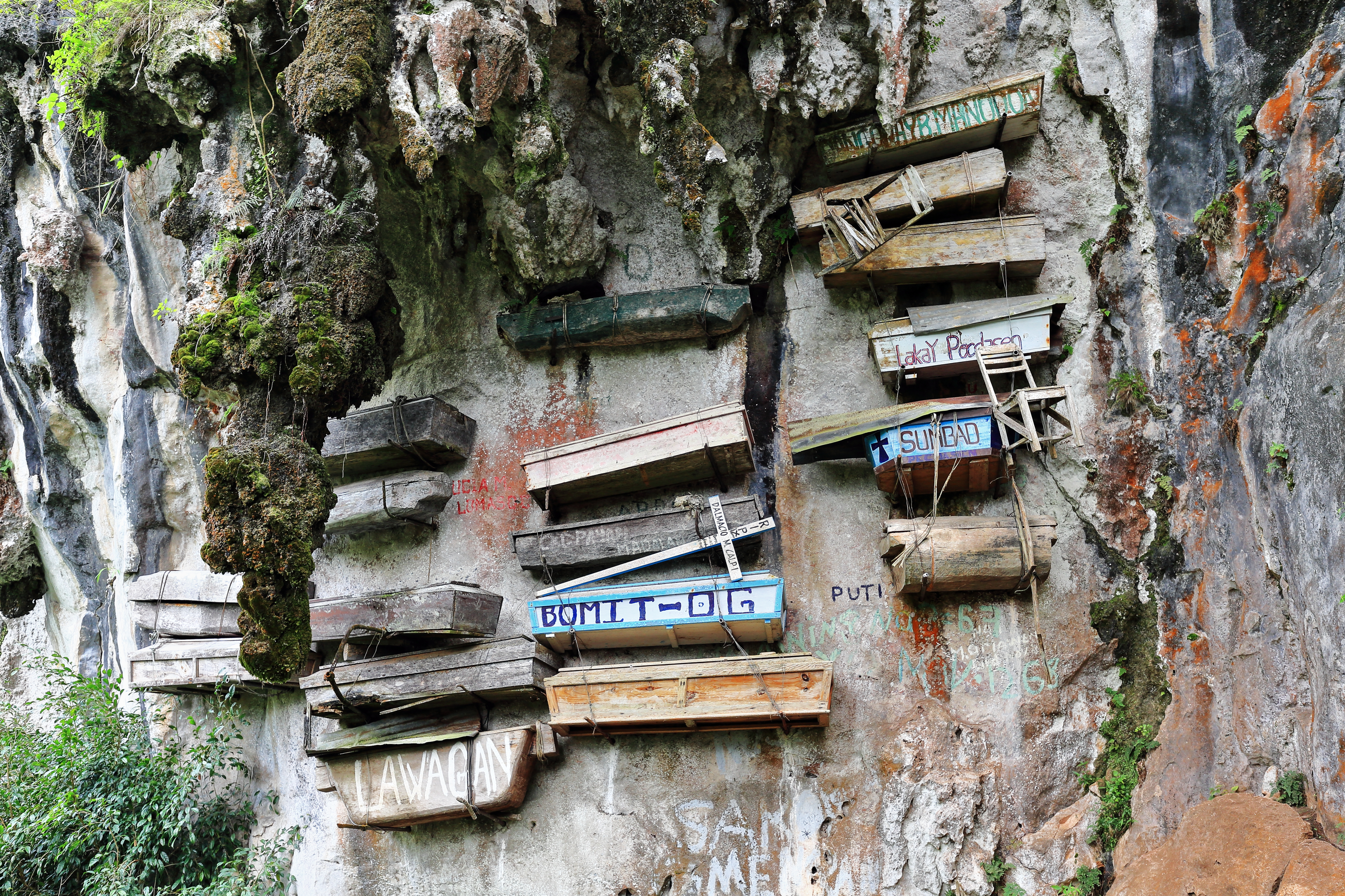 In the Sagada Mountain province in the Philippines, the Igorot people tie or nail coffins to cliffs as a final resting place. 