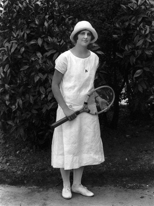Daphne Akhurst in 1925. Photo: Bassano Ltd