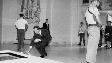 Paul Keating at the site of the Unknown Australian Soldier Australian War Memorial in Canberra 