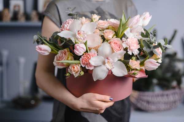 Messages of sympathy to accompany funeral flowers