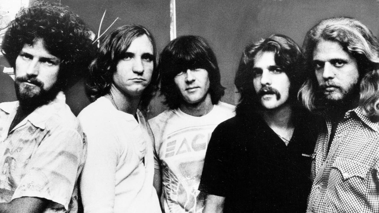 The band’s 1970s line up included drummer Don Henley, guitarist Joe Walsh, bass Randy Meisner, and guitarists Glenn Frey and Don Felder.