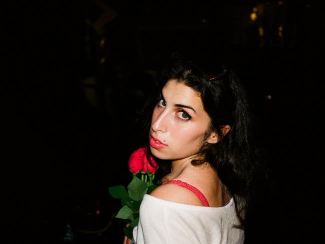 Tribute to Amy Winehouse Picture: Charles Moriarrty